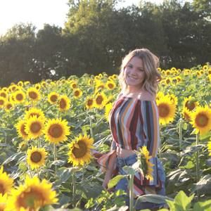 Meet your Posher, Marian